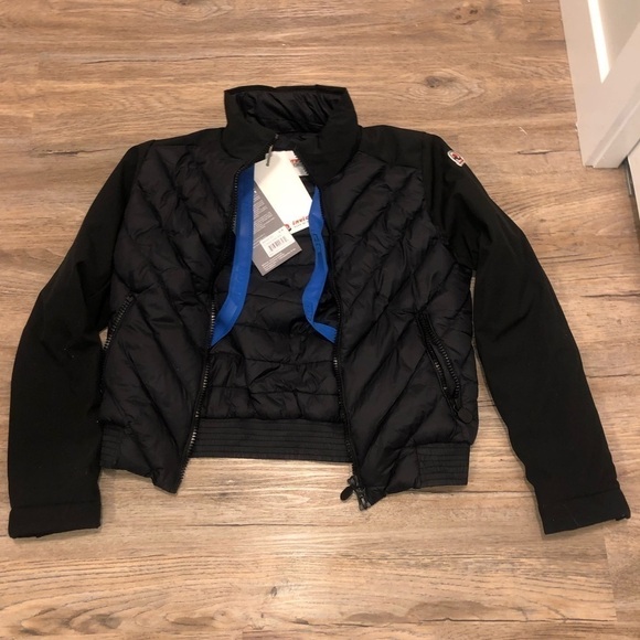 invicta Front Puffer Black w Blue Inner Shoulder Straps Stretchy Material Sz S - Picture 5 of 7